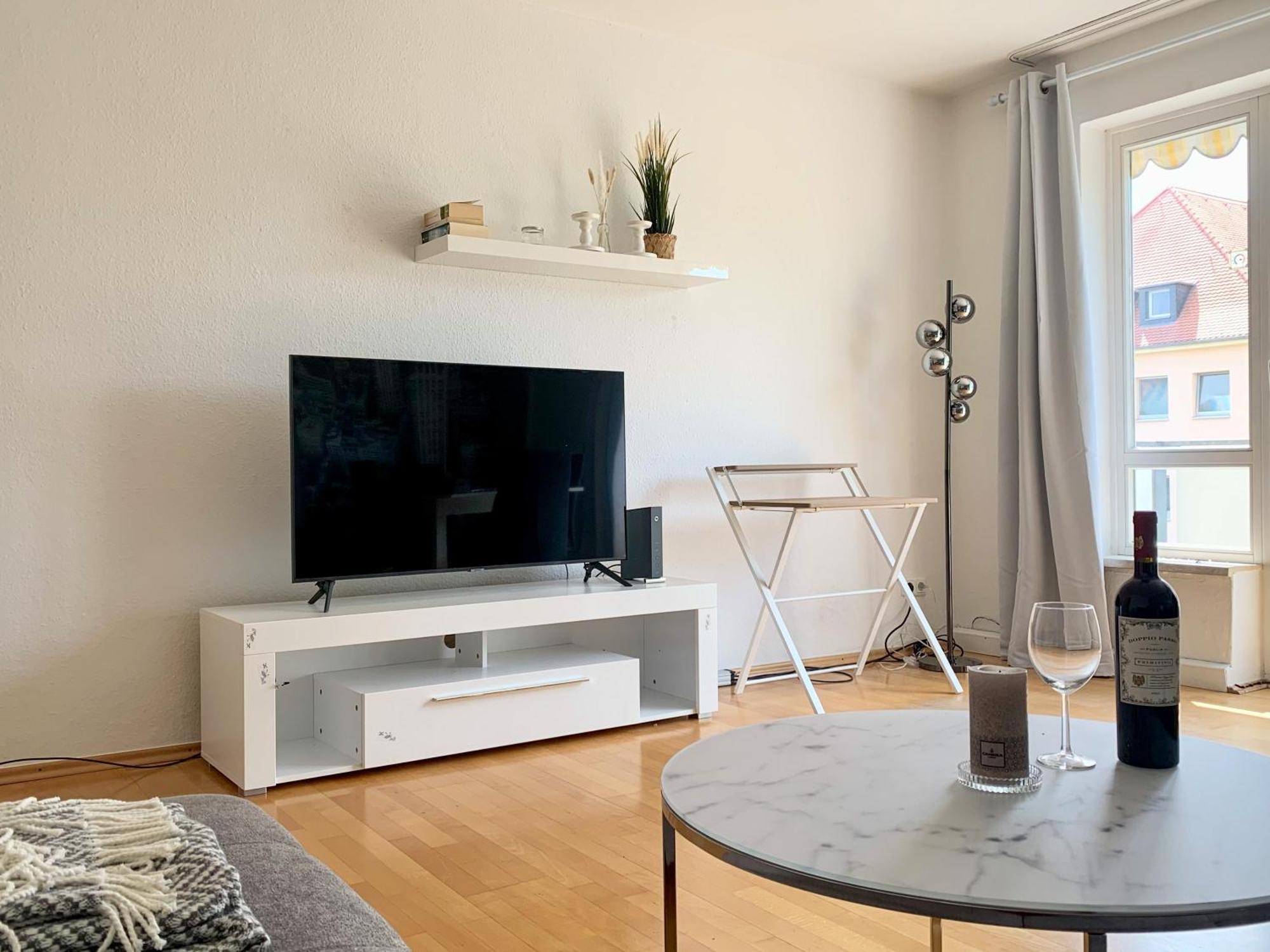 New-York Appartment, 2 Zimmer, Zentral Naehe Bahnhof Wilhelmshoehe Кассель Екстер'єр фото